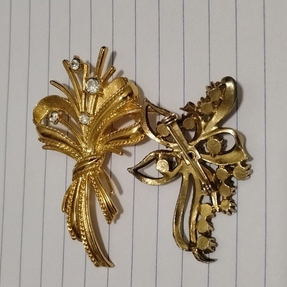 Two Brooches - Picture 3 of 4